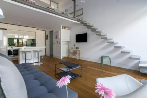 Unique & Stylish Apartment For 2